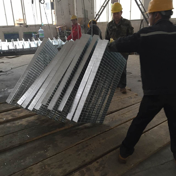 年關將至鋼格板價格急劇攀升